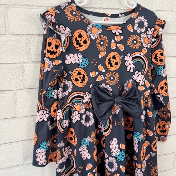 Girl’s Halloween Dress with Bow - Gray and Orange - Picture 2 of 8